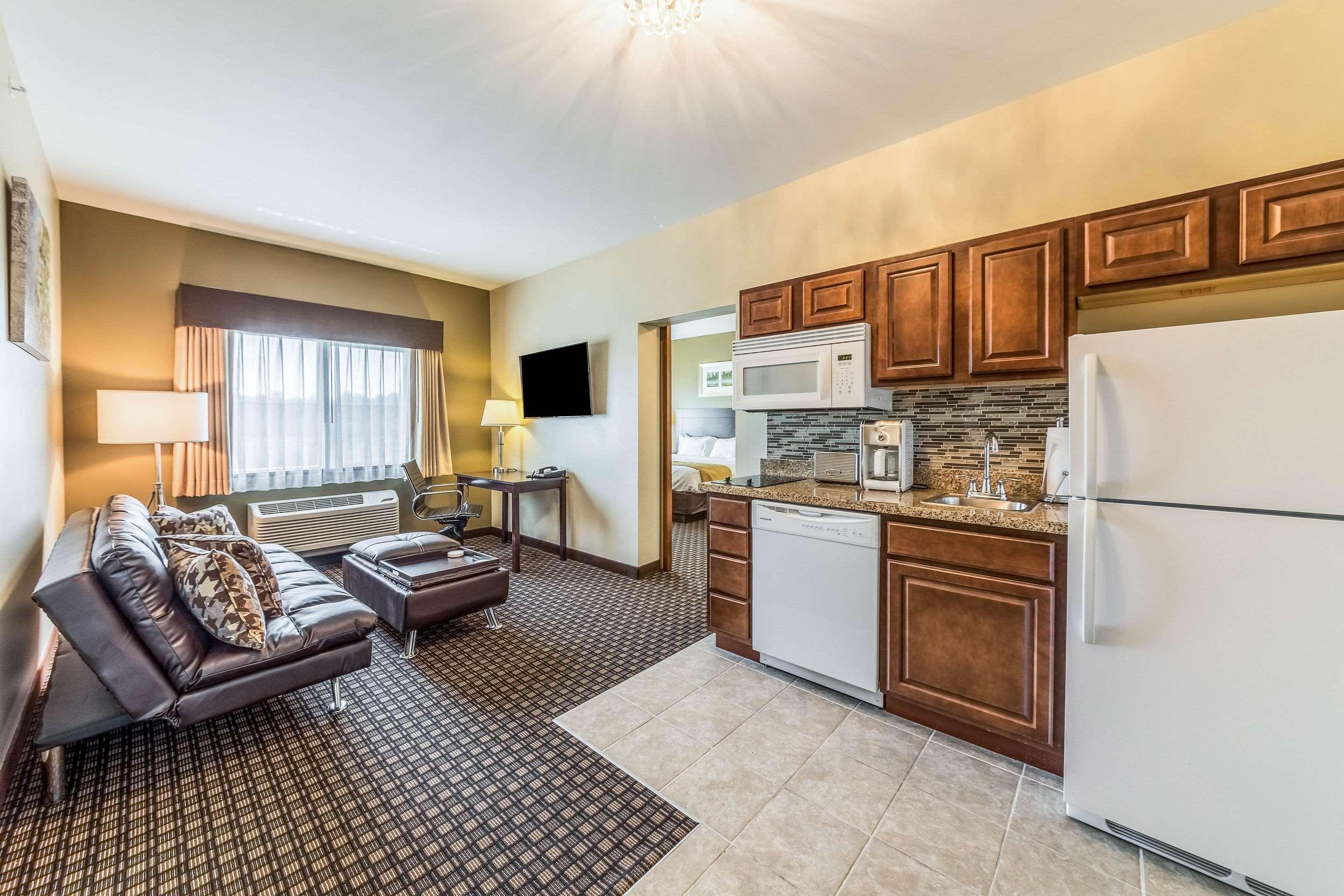 Comfort Inn&Suites Barnesville - Frackville Extérieur photo