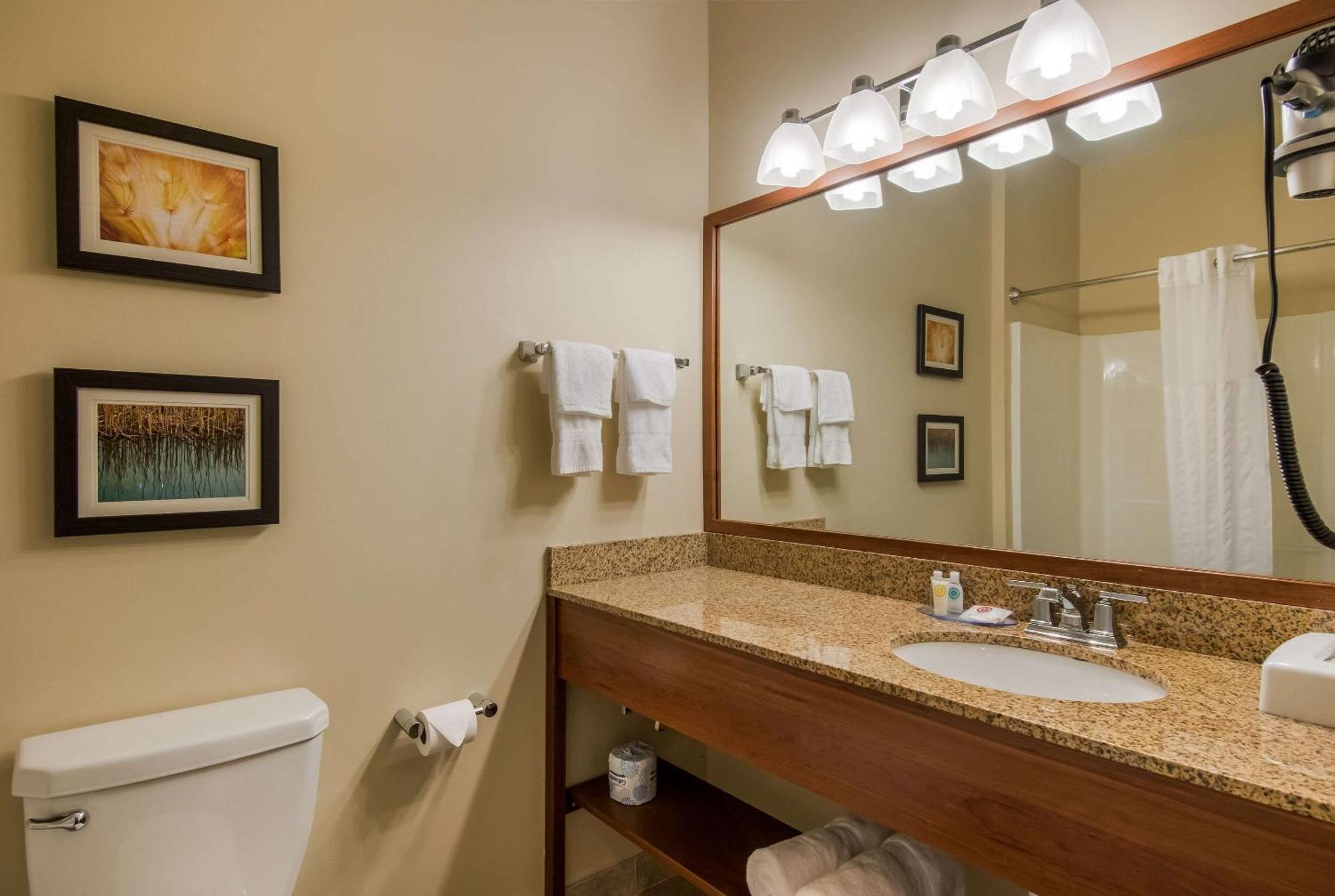 Comfort Inn&Suites Barnesville - Frackville Extérieur photo